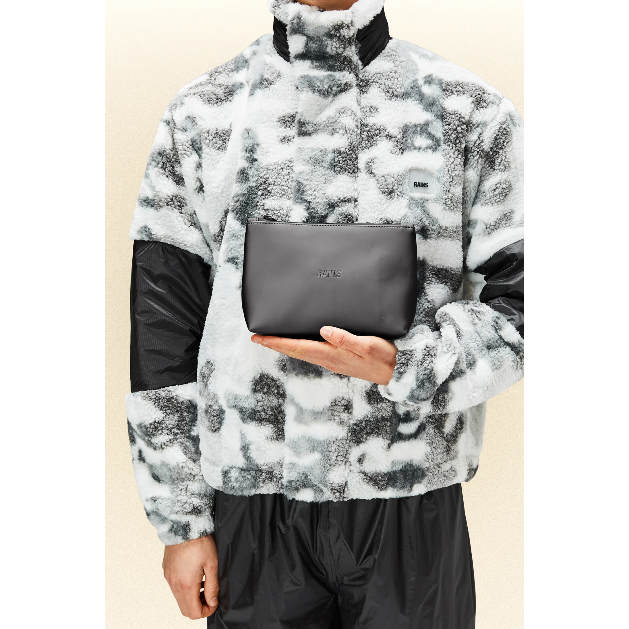 RAINS Cosmetic Bag metallic grey